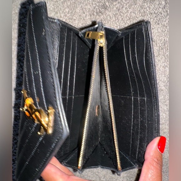 YSL Monogram Large Flap Wallet in Grained Leather - Picture 6 of 11